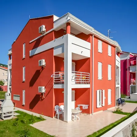 Apartament With Parking Space - Krk - 19433 *