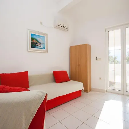 Apartment With Parking Space Baska, Krk - 19433 *